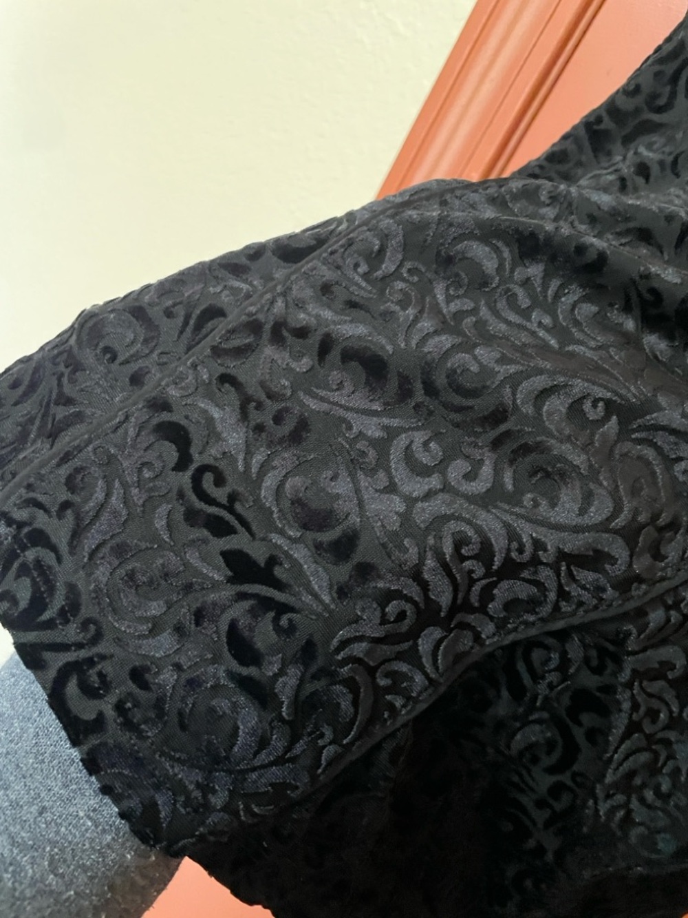 White House Black Market Black Velvet Tank Top - Picture 4 of 4